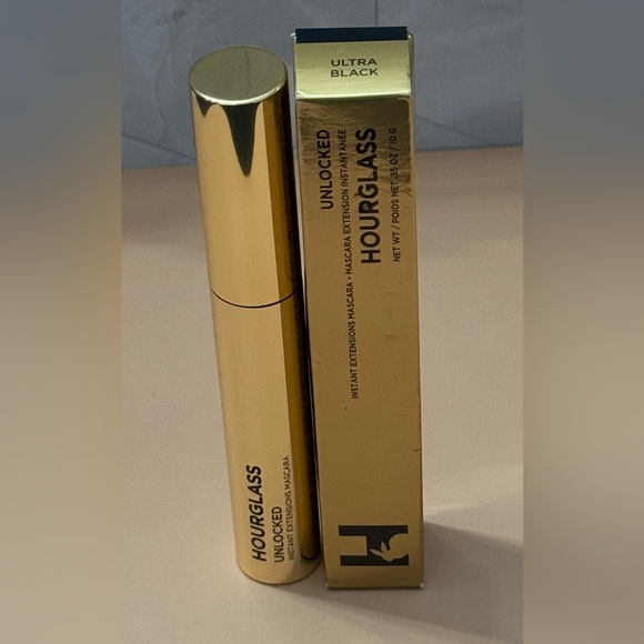 Hourglass Other - Hourglass Unlocked Instant Extensions Mascara in Ultra Black